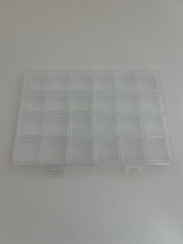 boite plates 24 compartiments