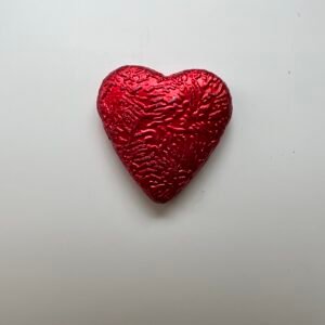 Embellissement coeur rouge moyen