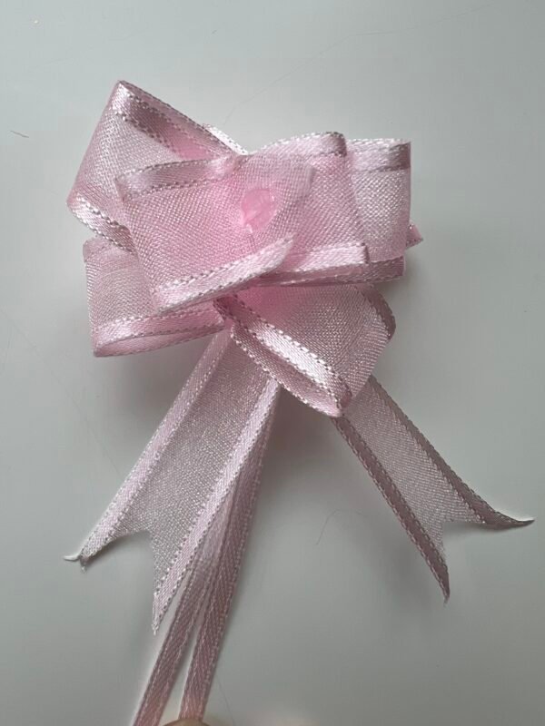 Noeud surprise rose