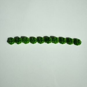 Embellissement fleurs velours vertes