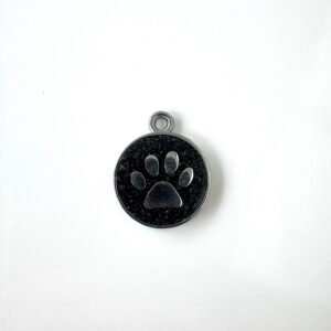 Breloque patte noire