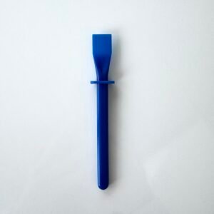 Spatule pour colle bleue