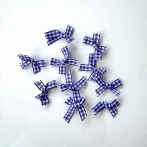 Embellissement nœuds vichy violets