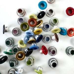 Œillet en métal coloré