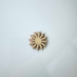 Sujet bois pâquerette