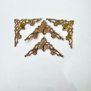 Embellissement coins doré