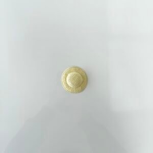 Embellissement chapeau de paille